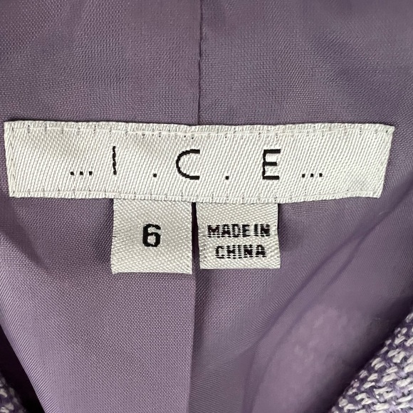 I. C. E. Tweed Blazer - Size 6 - Picture 12 of 14